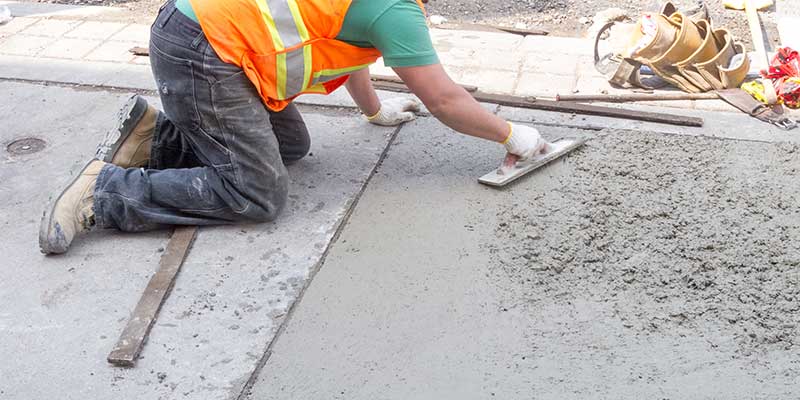 Concrete Repair and Resurfacing Concrete Repair and Resurfacing<br />